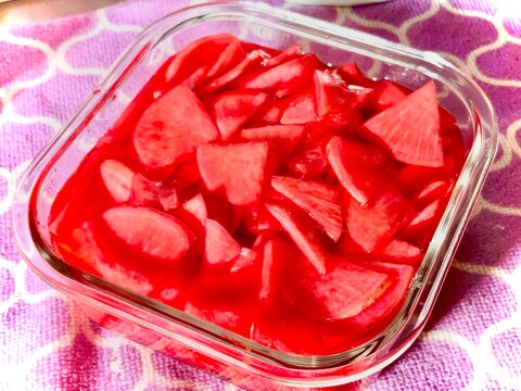 甘酸っぱい!赤かぶの漬物